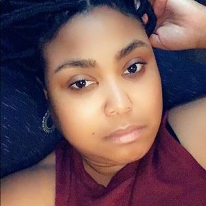 Meet your Posher, Sherie